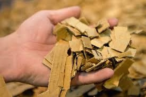 Eco bale cardboard bedding.