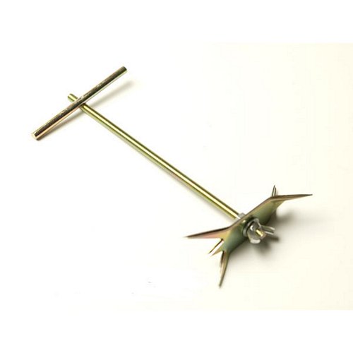Animal spike for spiral feeder Attachment